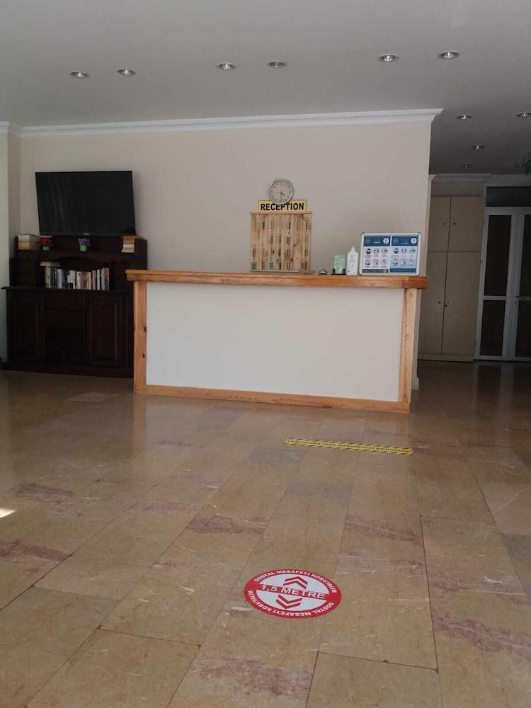 Unver Hotel Μαρμαρίς Εξωτερικό φωτογραφία
