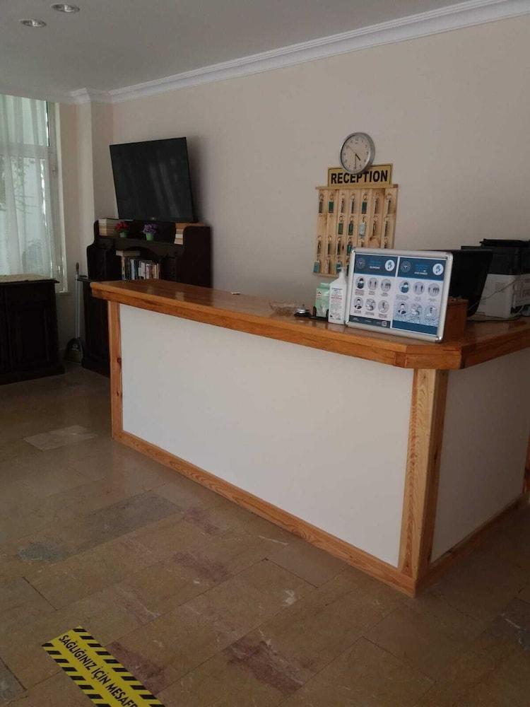 Unver Hotel Μαρμαρίς Εξωτερικό φωτογραφία