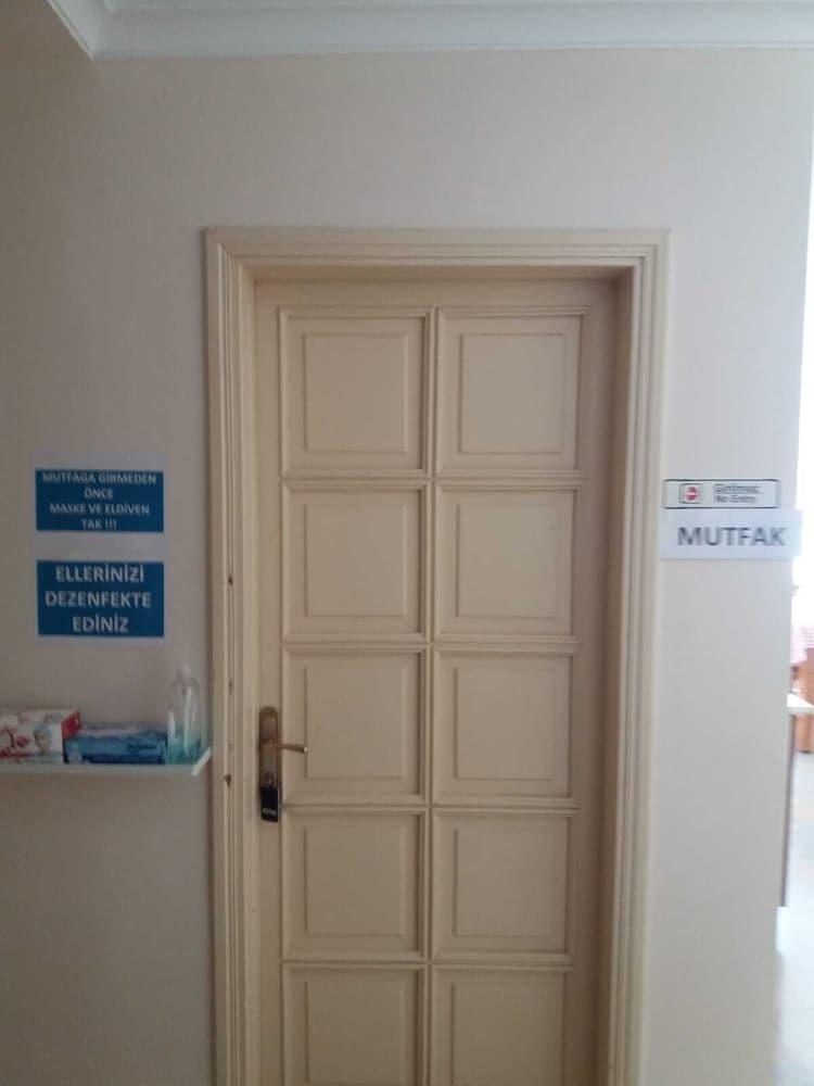 Unver Hotel Μαρμαρίς Εξωτερικό φωτογραφία