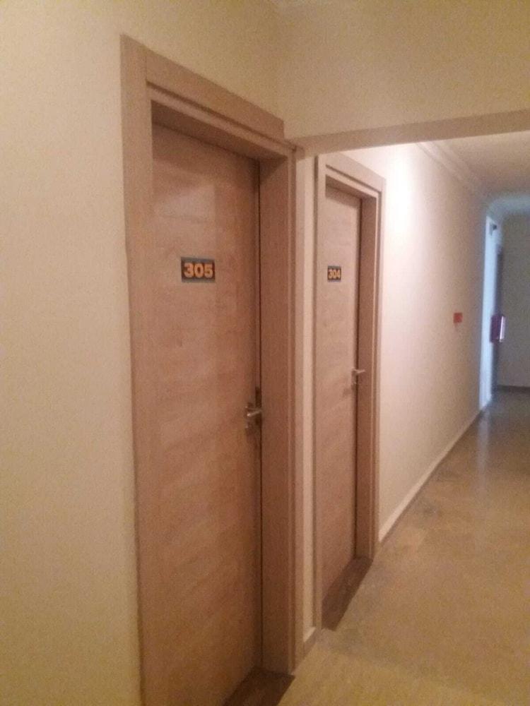 Unver Hotel Μαρμαρίς Εξωτερικό φωτογραφία