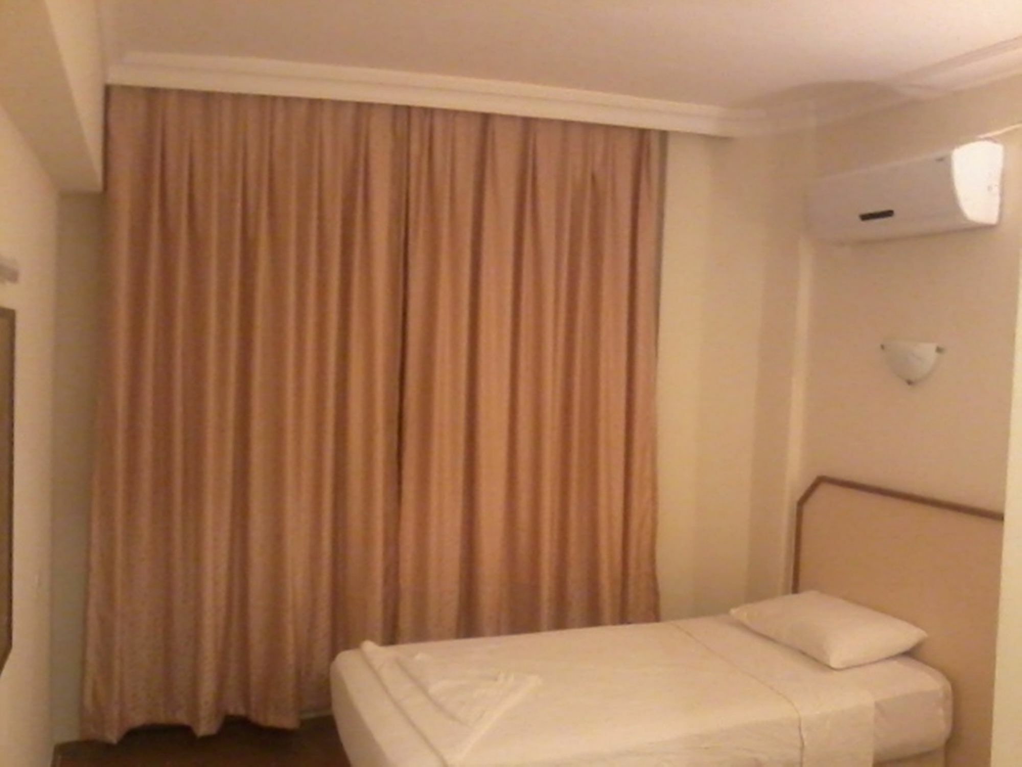 Unver Hotel Μαρμαρίς Εξωτερικό φωτογραφία